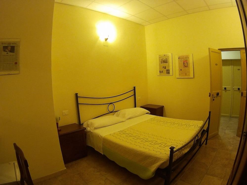 Camere Del Re Tarquinia Exteriör bild
