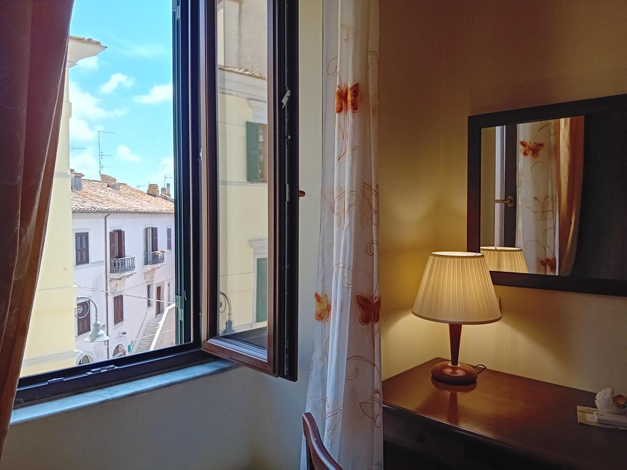 Camere Del Re Tarquinia Exteriör bild